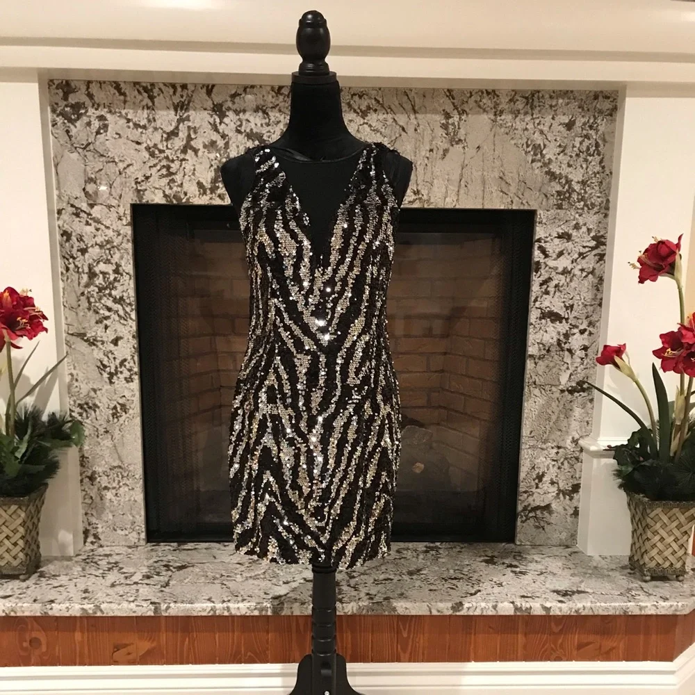 💋SEQUENCE Dress NEW.  Size 13/14 - Picture 3 of 7